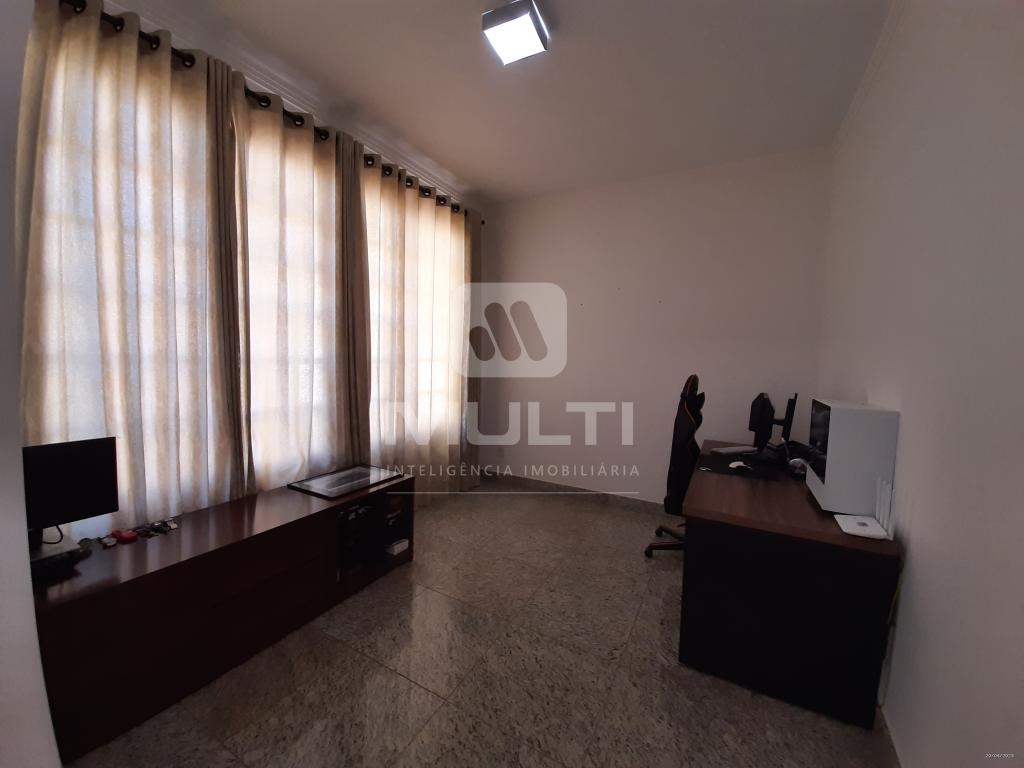 Casa, 3 quartos, 207 m² - Foto 13