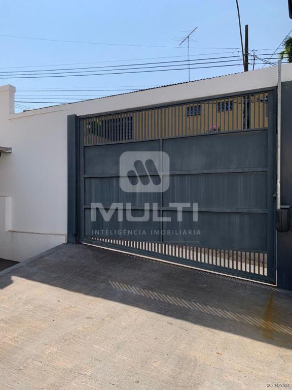 Casa à venda com 3 quartos, 324m² - Foto 18