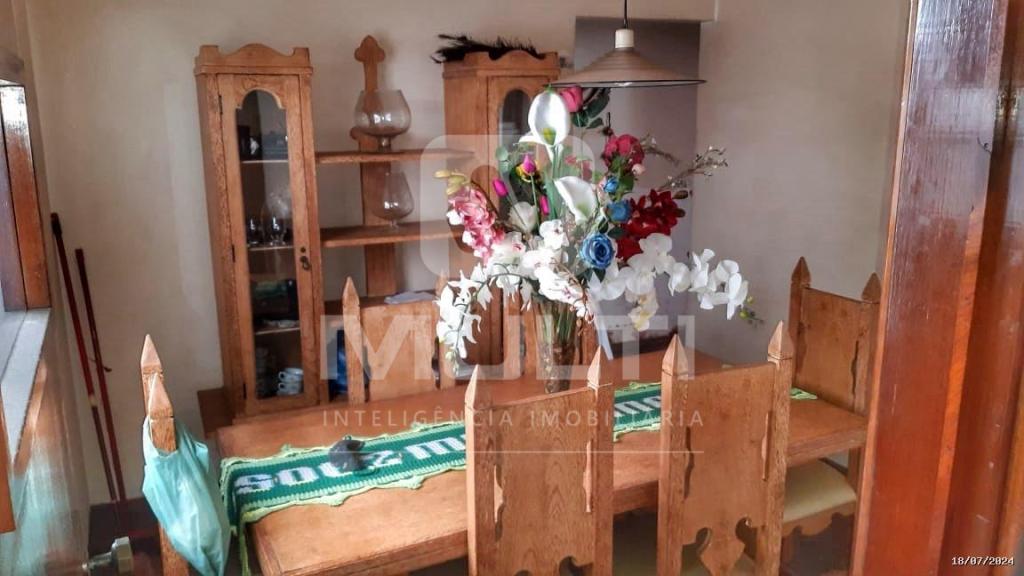 Casa, 4 quartos, 260 m² - Foto 4