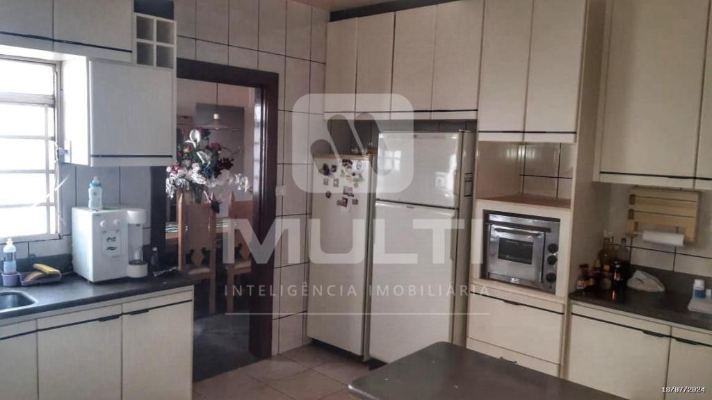 Casa, 4 quartos, 260 m² - Foto 6