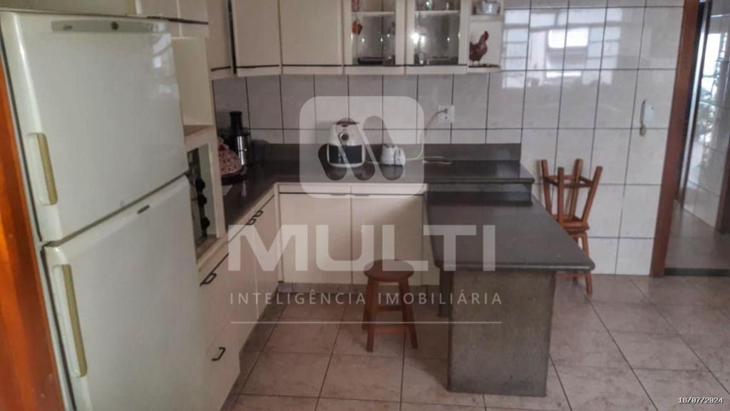 Casa, 4 quartos, 260 m² - Foto 7