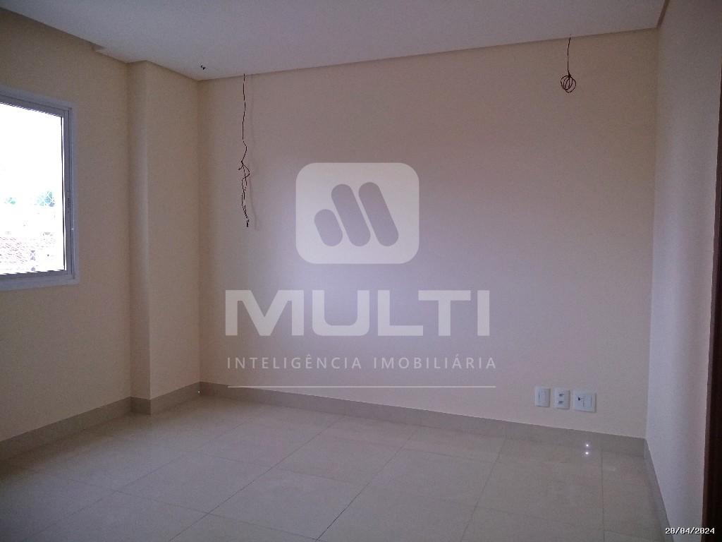Apartamento à venda com 3 quartos, 184m² - Foto 6