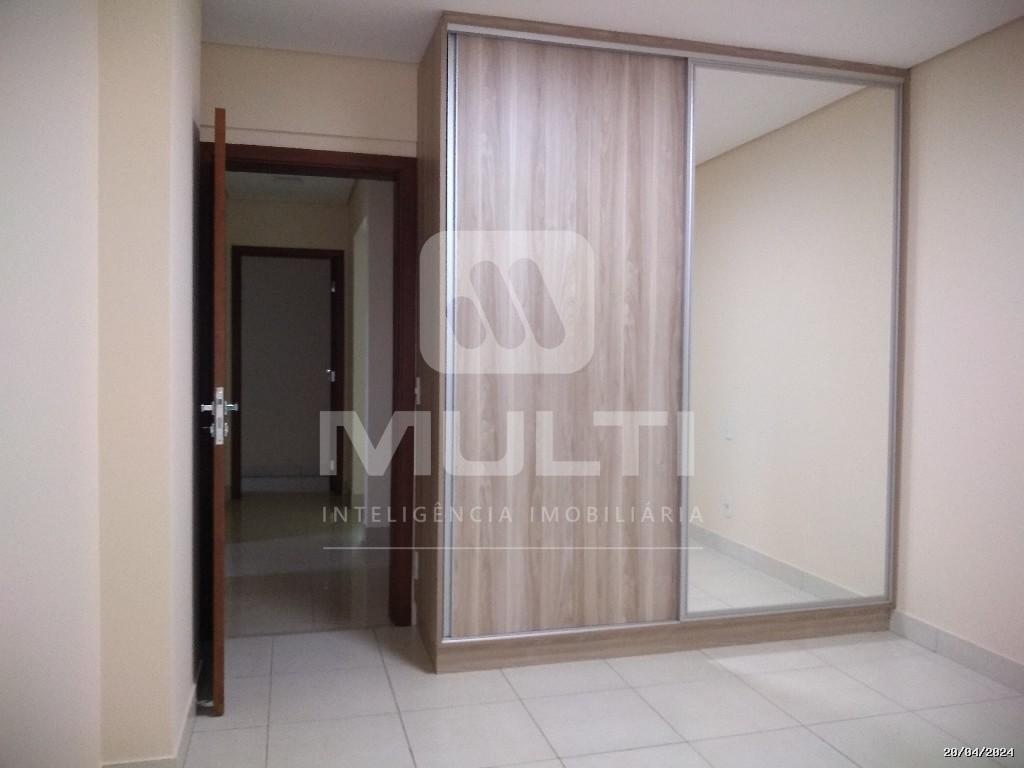 Apartamento à venda com 3 quartos, 184m² - Foto 19