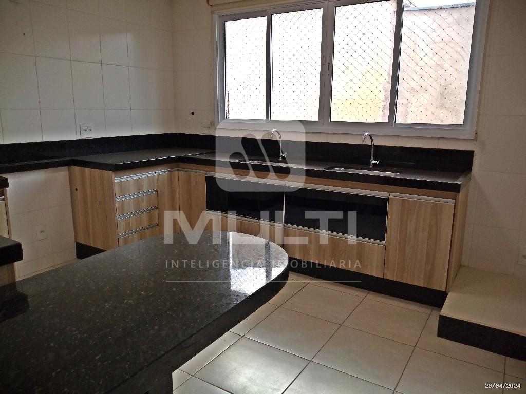 Apartamento à venda com 3 quartos, 184m² - Foto 22