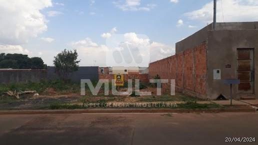 Terreno, 300 m² - Foto 1