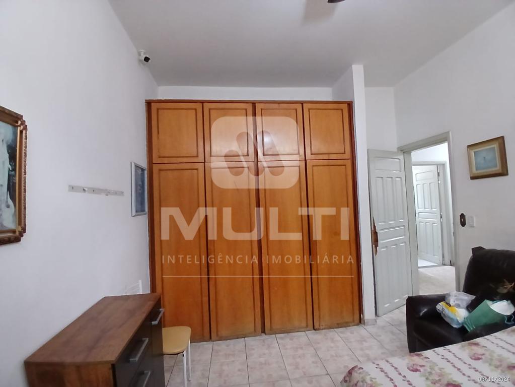 Casa à venda com 3 quartos, 264m² - Foto 10