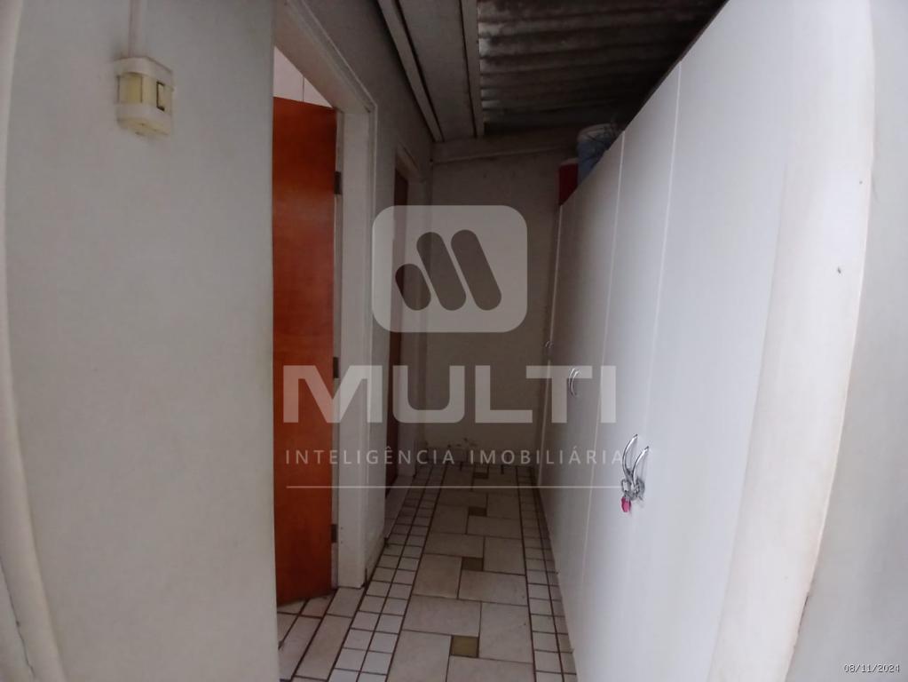 Casa à venda com 3 quartos, 264m² - Foto 27