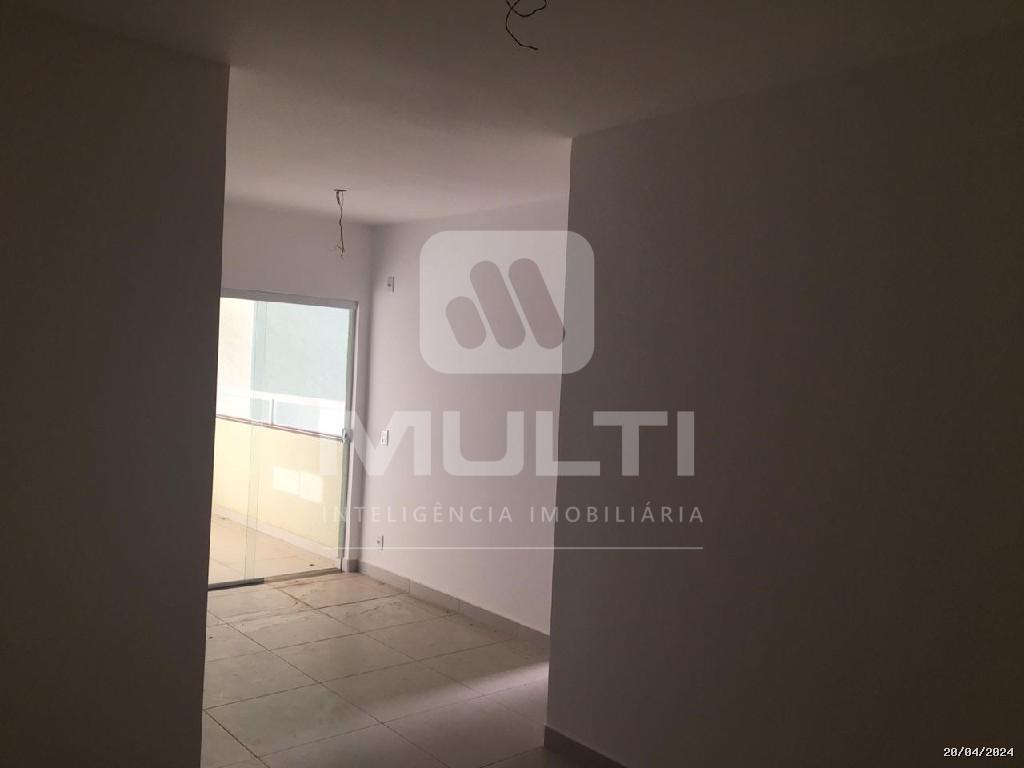 Apartamento à venda com 2 quartos, 62m² - Foto 1