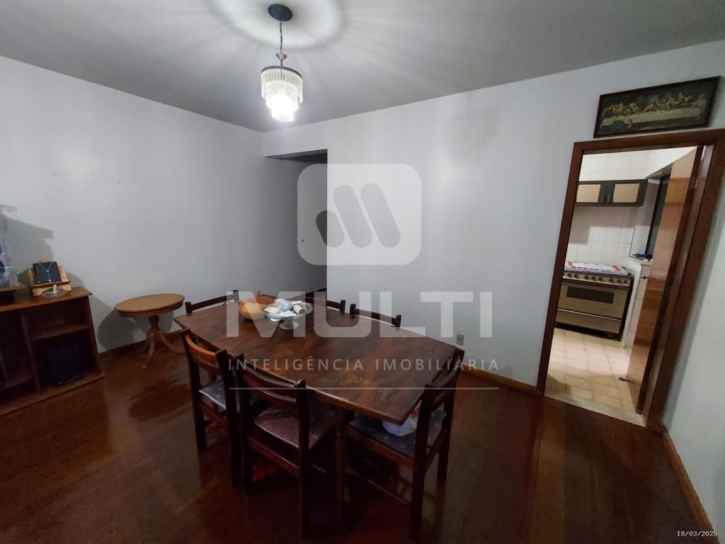 Apartamento à venda com 3 quartos, 102m² - Foto 3