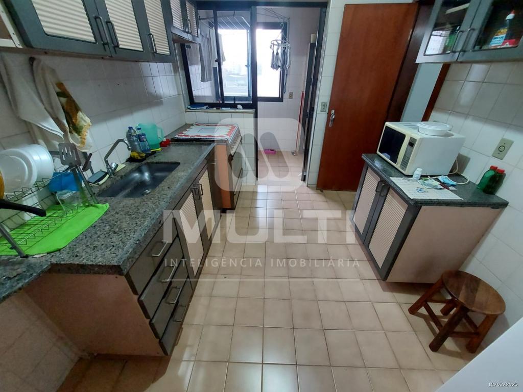 Apartamento à venda com 3 quartos, 102m² - Foto 17