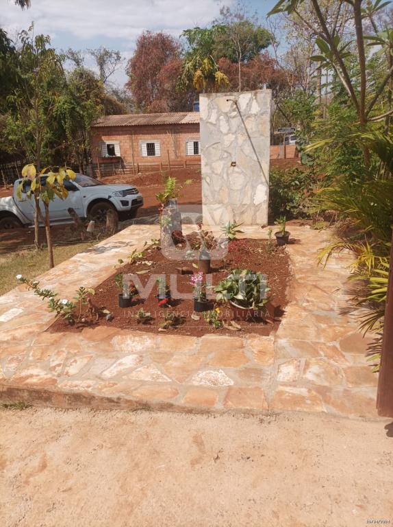 Chácara à venda com 2 quartos, 1000m² - Foto 2