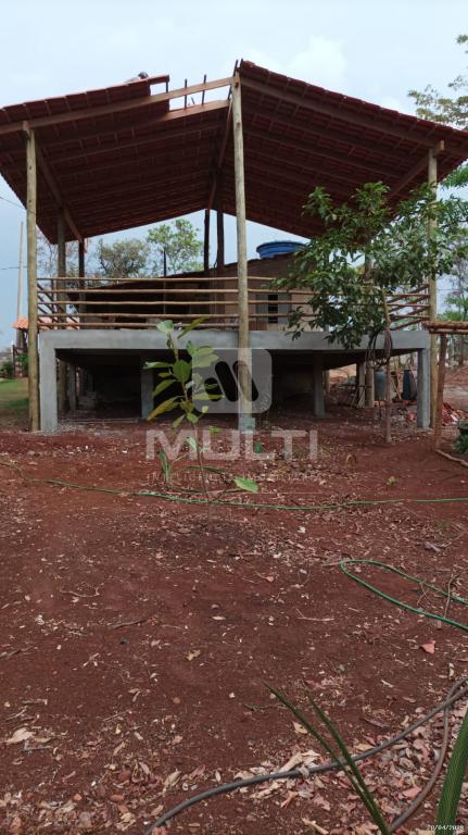 Chácara à venda com 2 quartos, 1000m² - Foto 6