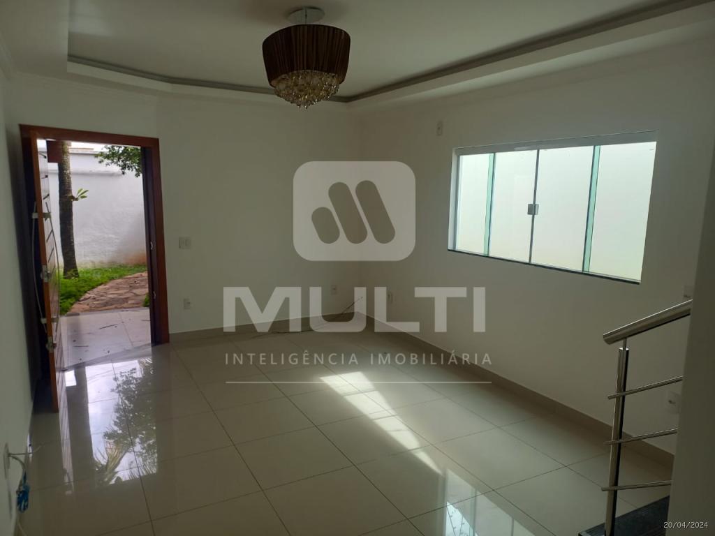 Casa à venda com 5 quartos, 250m² - Foto 6