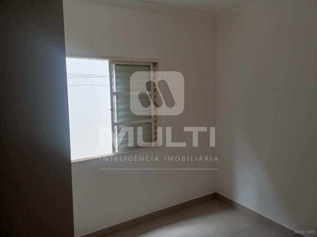 Casa à venda com 5 quartos, 250m² - Foto 8