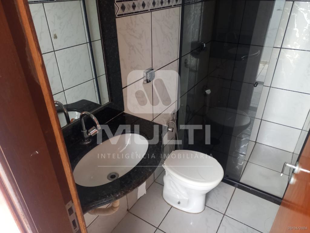 Casa à venda com 5 quartos, 250m² - Foto 27