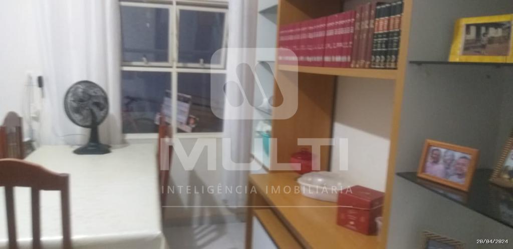 Casa à venda com 3 quartos, 105m² - Foto 11