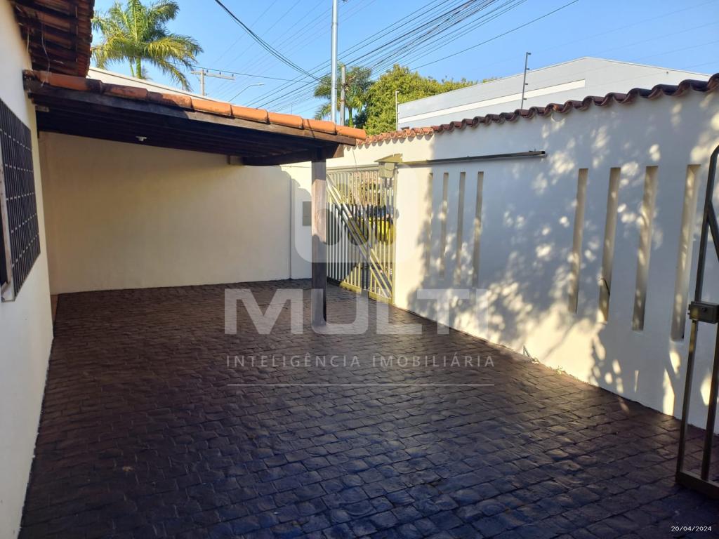 Casa à venda com 3 quartos, 90m² - Foto 1
