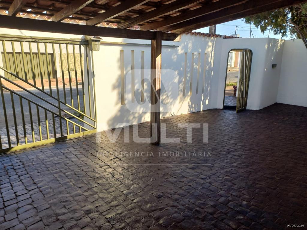 Casa à venda com 3 quartos, 90m² - Foto 3