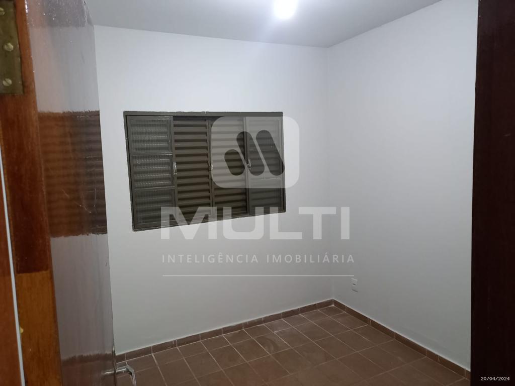 Casa à venda com 3 quartos, 90m² - Foto 6