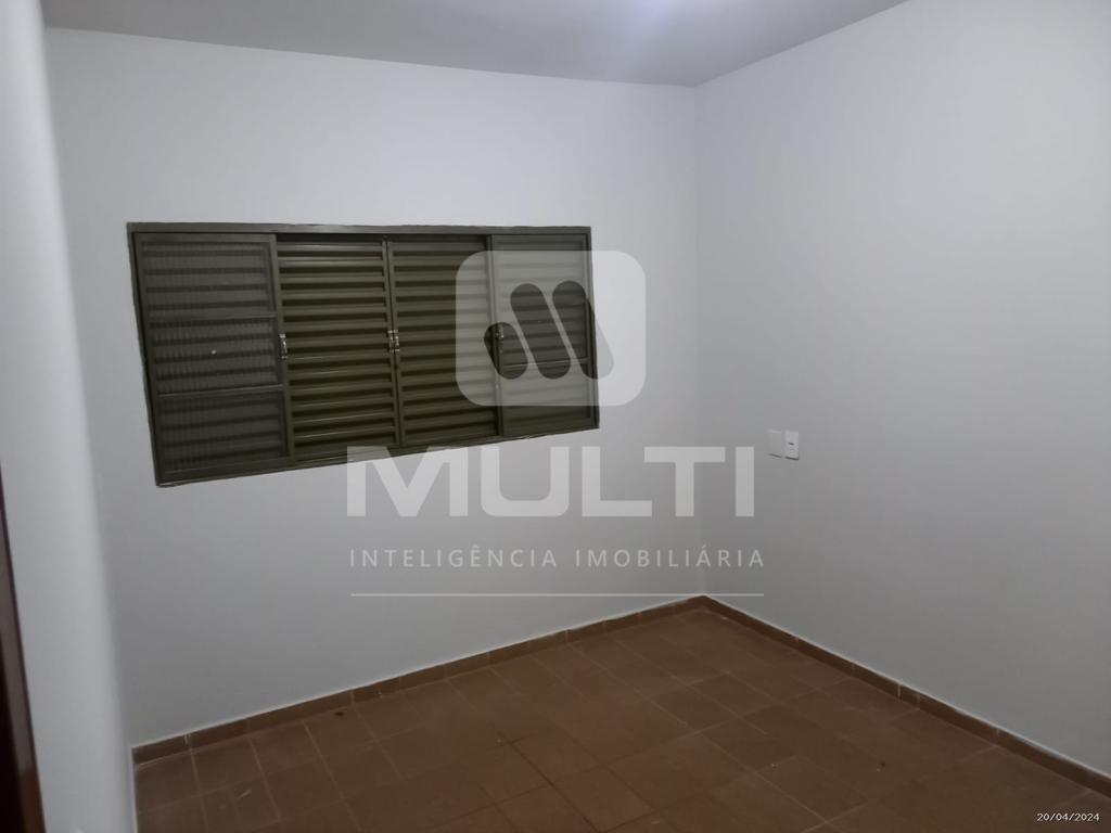 Casa à venda com 3 quartos, 90m² - Foto 9
