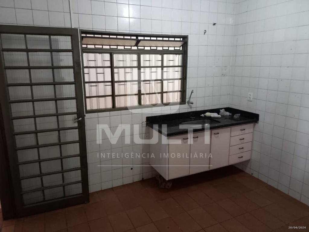Casa à venda com 3 quartos, 90m² - Foto 11