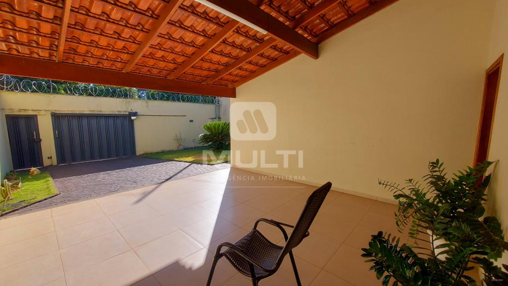 Casa à venda com 3 quartos, 400m² - Foto 11