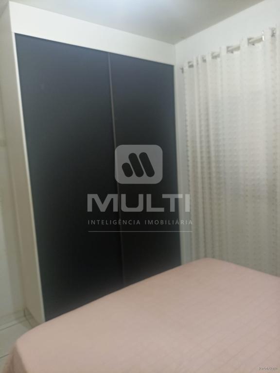 Casa à venda com 3 quartos, 70m² - Foto 7
