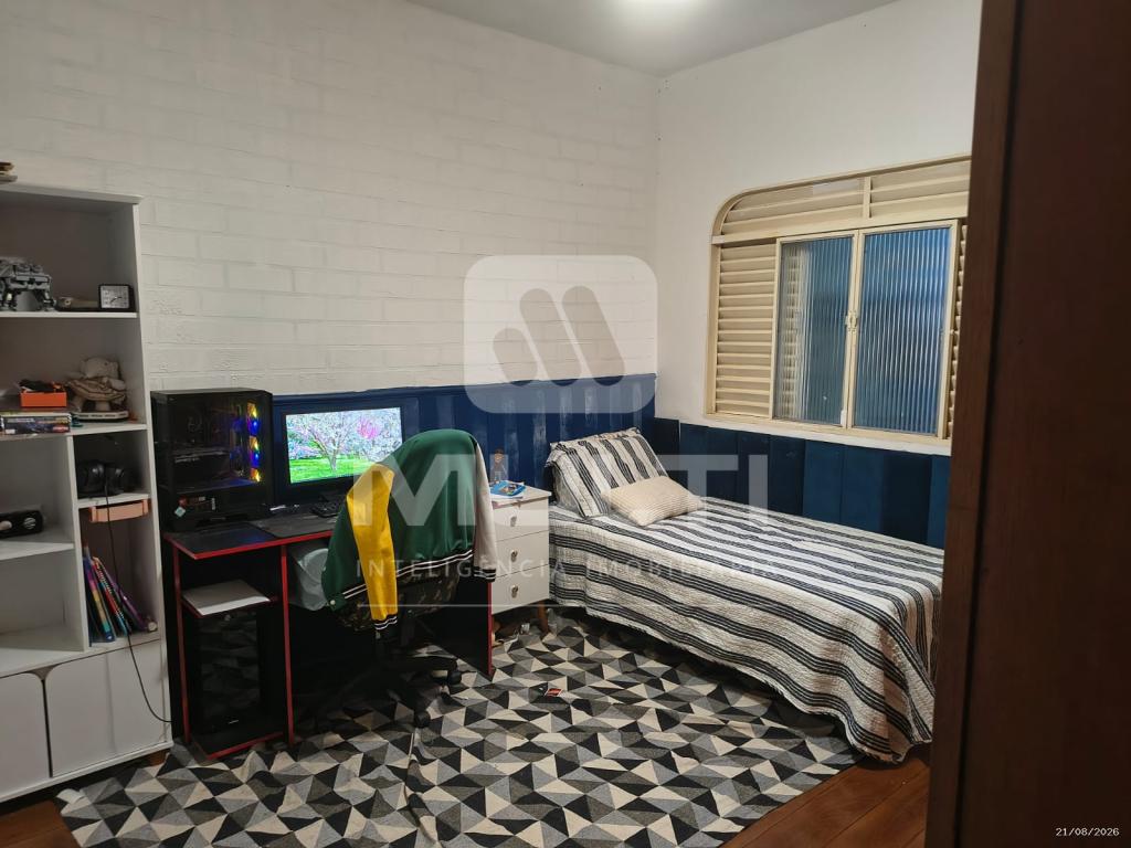 Casa, 3 quartos, 230 m² - Foto 11