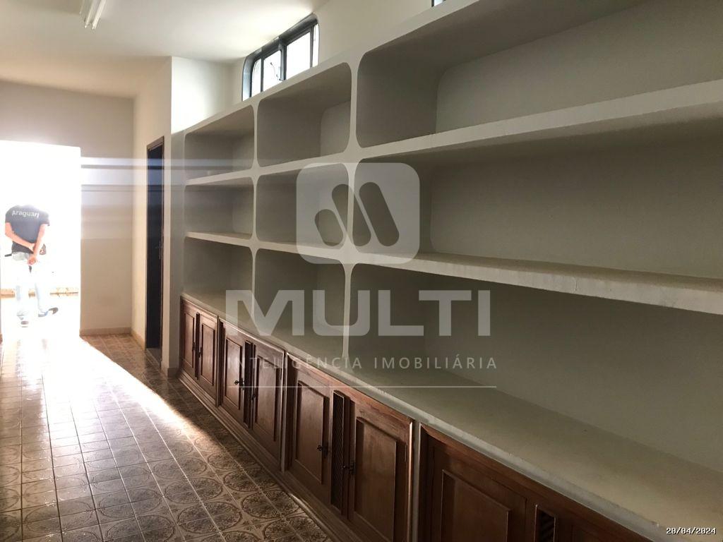 Prédio Inteiro à venda com 4 quartos, 960m² - Foto 5