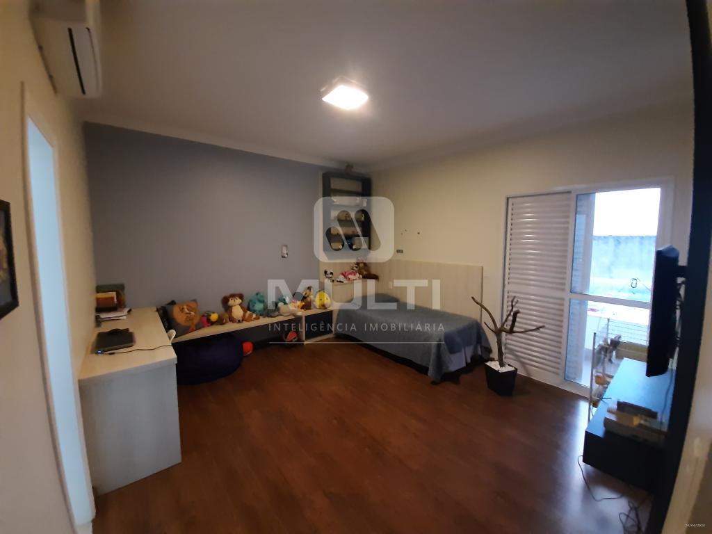 Casa à venda com 3 quartos, 235m² - Foto 17