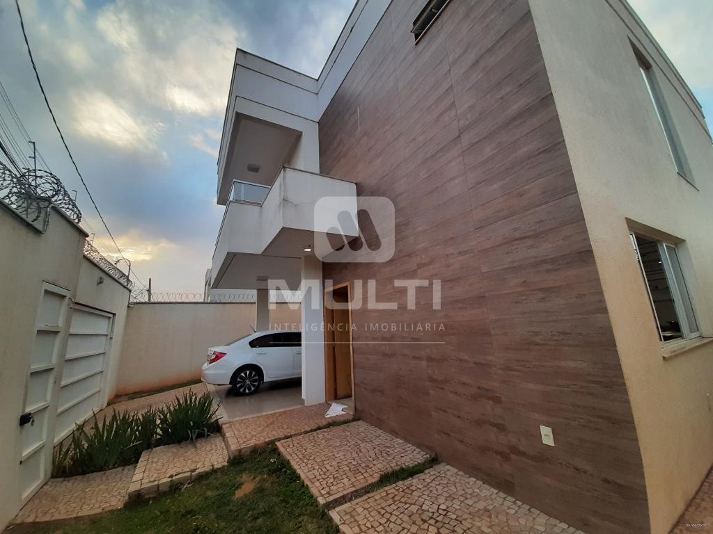 Casa à venda com 3 quartos, 235m² - Foto 28
