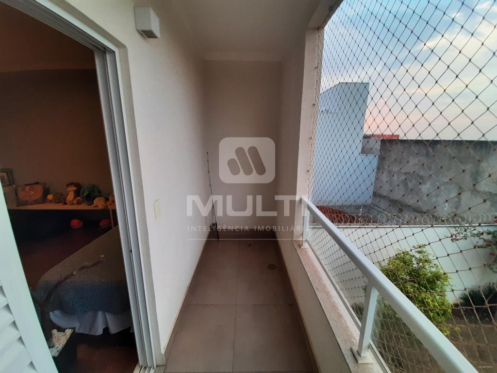 Casa à venda com 3 quartos, 235m² - Foto 34