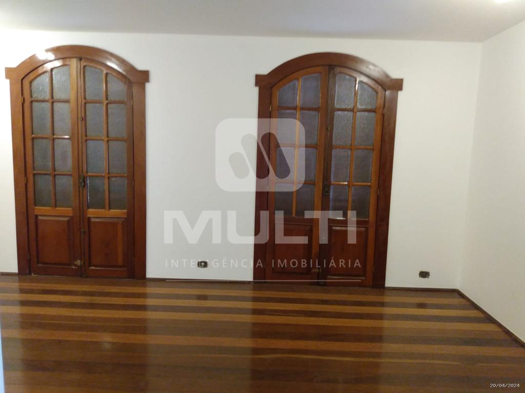 Casa à venda com 3 quartos, 298m² - Foto 15