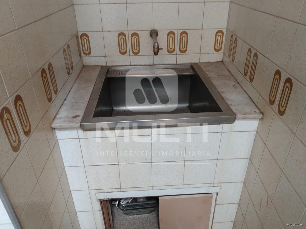 Casa à venda com 3 quartos, 298m² - Foto 19