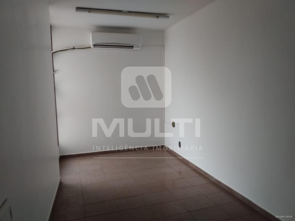 Casa à venda com 3 quartos, 298m² - Foto 33
