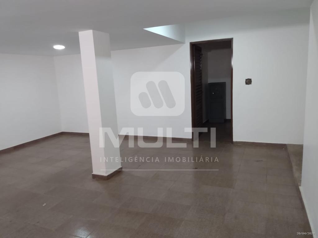 Casa à venda com 3 quartos, 298m² - Foto 49