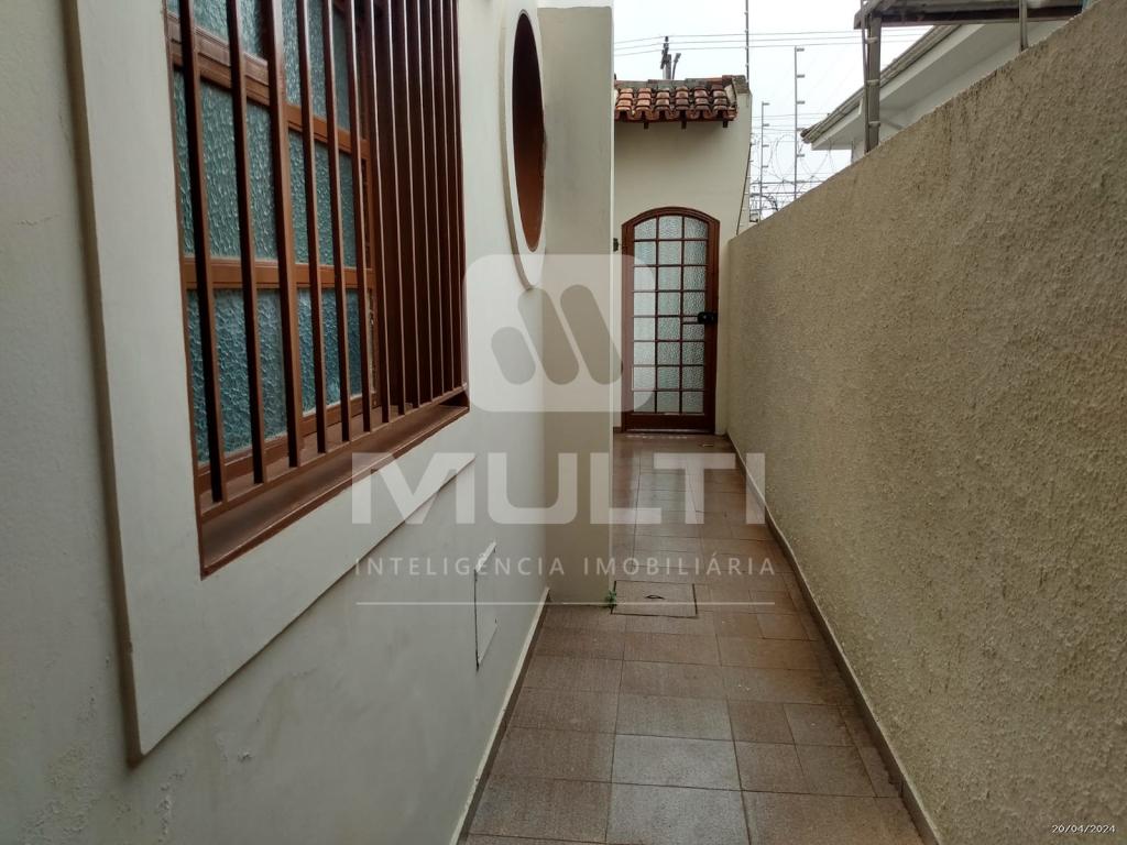 Casa à venda com 3 quartos, 298m² - Foto 52