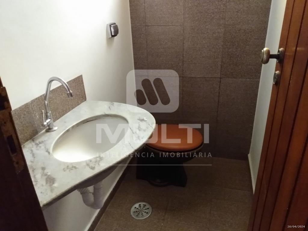 Casa à venda com 3 quartos, 298m² - Foto 53