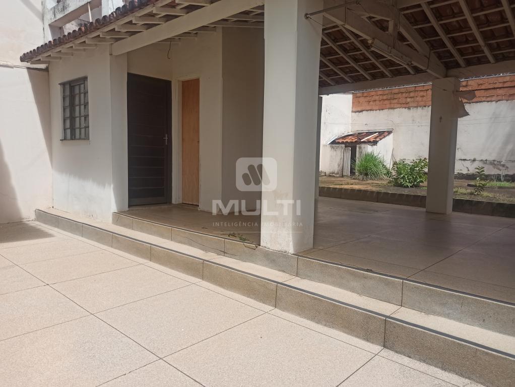Casa, 4 quartos, 250 m² - Foto 3