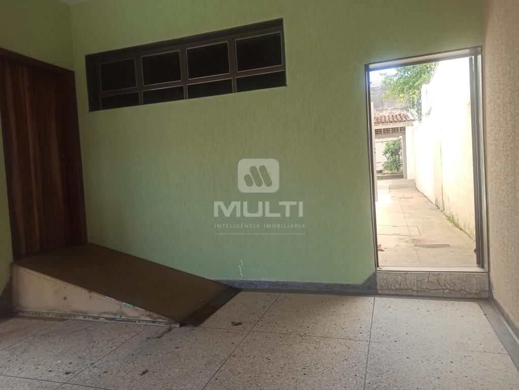 Casa, 4 quartos, 250 m² - Foto 4