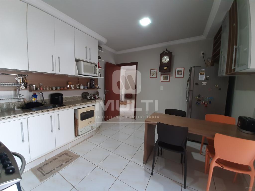 Casa, 4 quartos, 354 m² - Foto 8