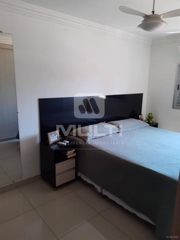Apartamento à venda com 3 quartos, 84m² - Foto 3