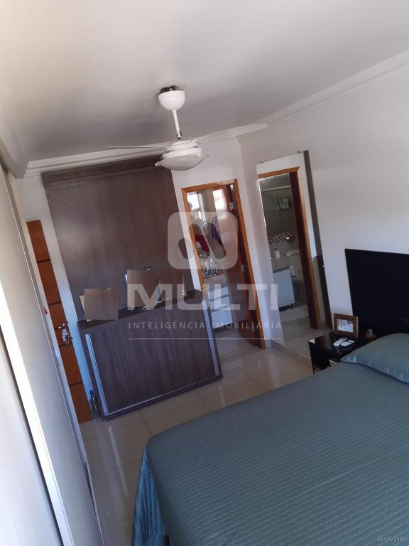 Apartamento à venda com 3 quartos, 84m² - Foto 11