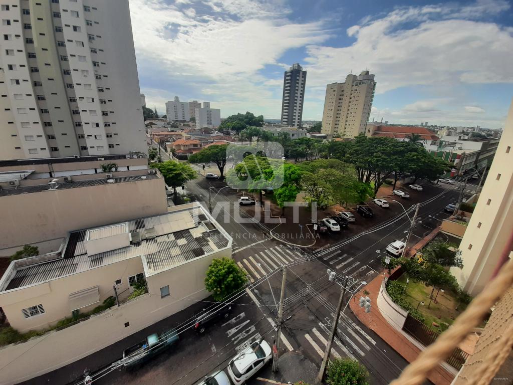 Apartamento à venda com 4 quartos, 200m² - Foto 5