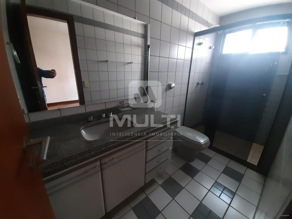 Apartamento à venda com 4 quartos, 200m² - Foto 9