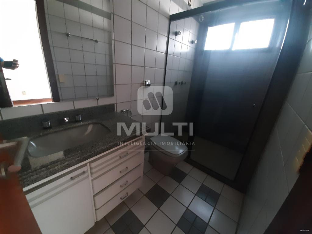 Apartamento à venda com 4 quartos, 200m² - Foto 11