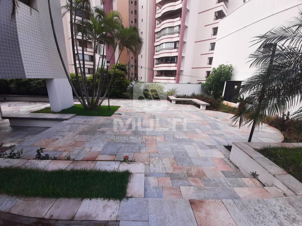 Apartamento à venda com 4 quartos, 200m² - Foto 25
