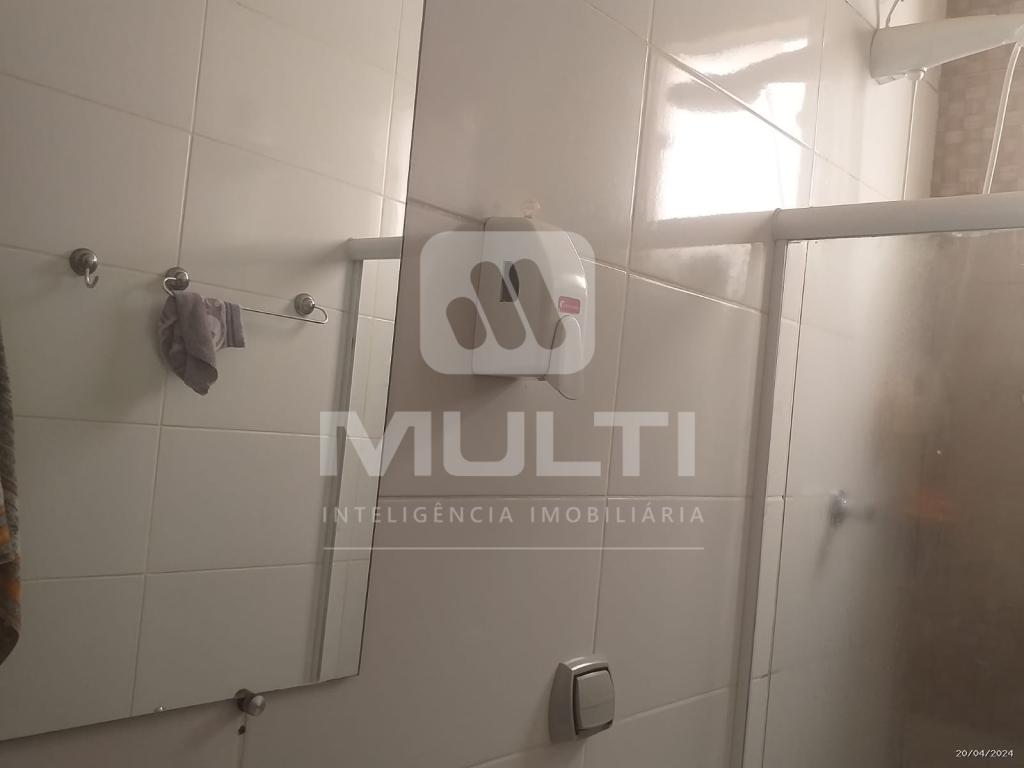 Casa à venda com 3 quartos, 109m² - Foto 3