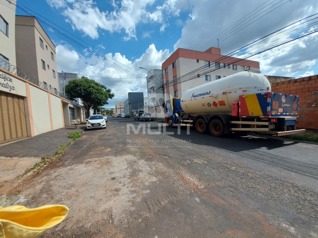 Loteamento e Condomínio à venda com 1 quarto, 1080m² - Foto 2