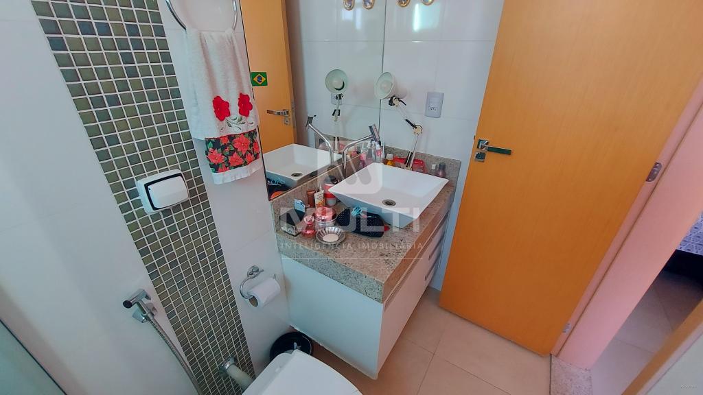 Apartamento à venda com 2 quartos, 72m² - Foto 10